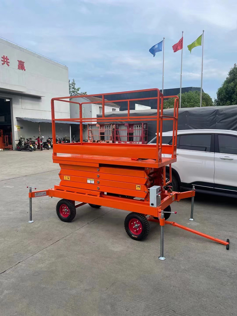 Delivery of non-standard 6-meter mobile scissor lift platform truck