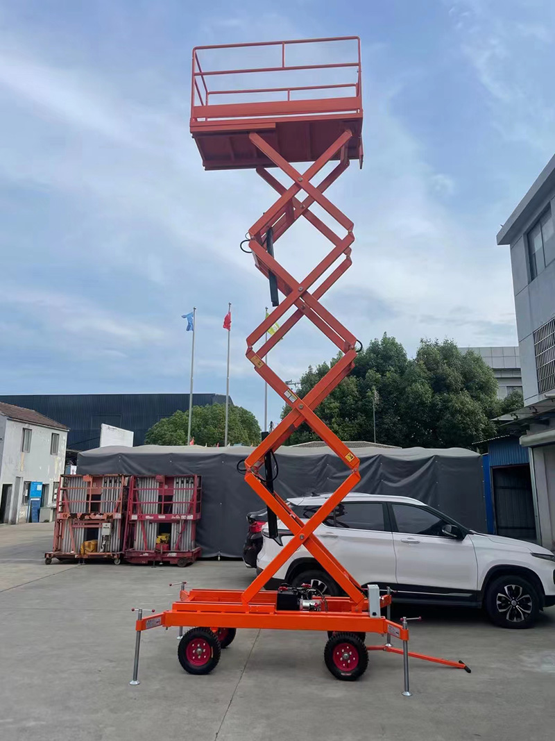 Delivery of non-standard 6-meter mobile scissor lift platform truck