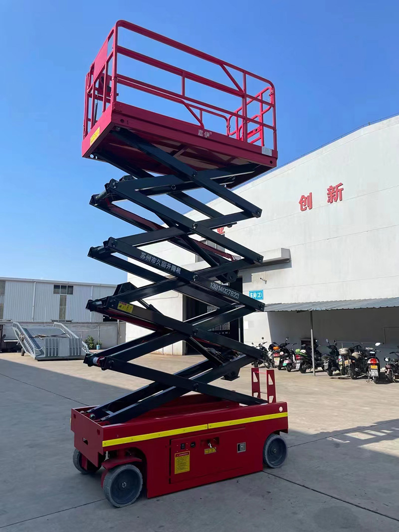 A rental company customizes a high-end 10 meter fully self-propelled scissor lift