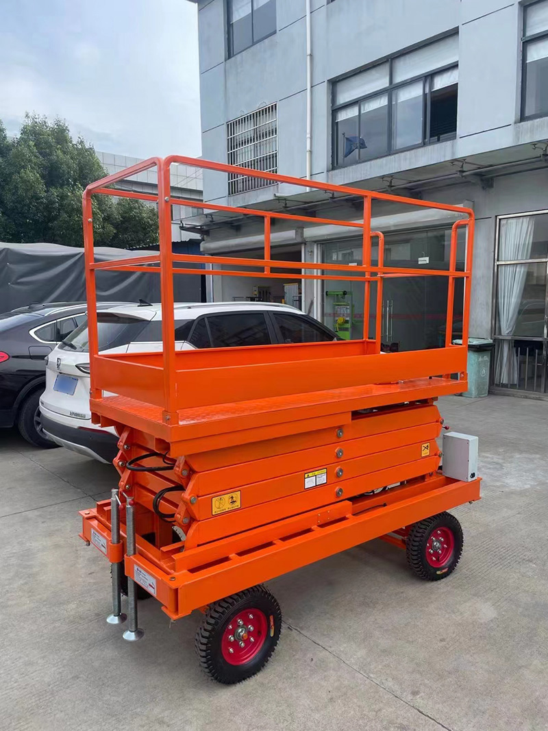 Delivery of non-standard 6-meter mobile scissor lift platform truck